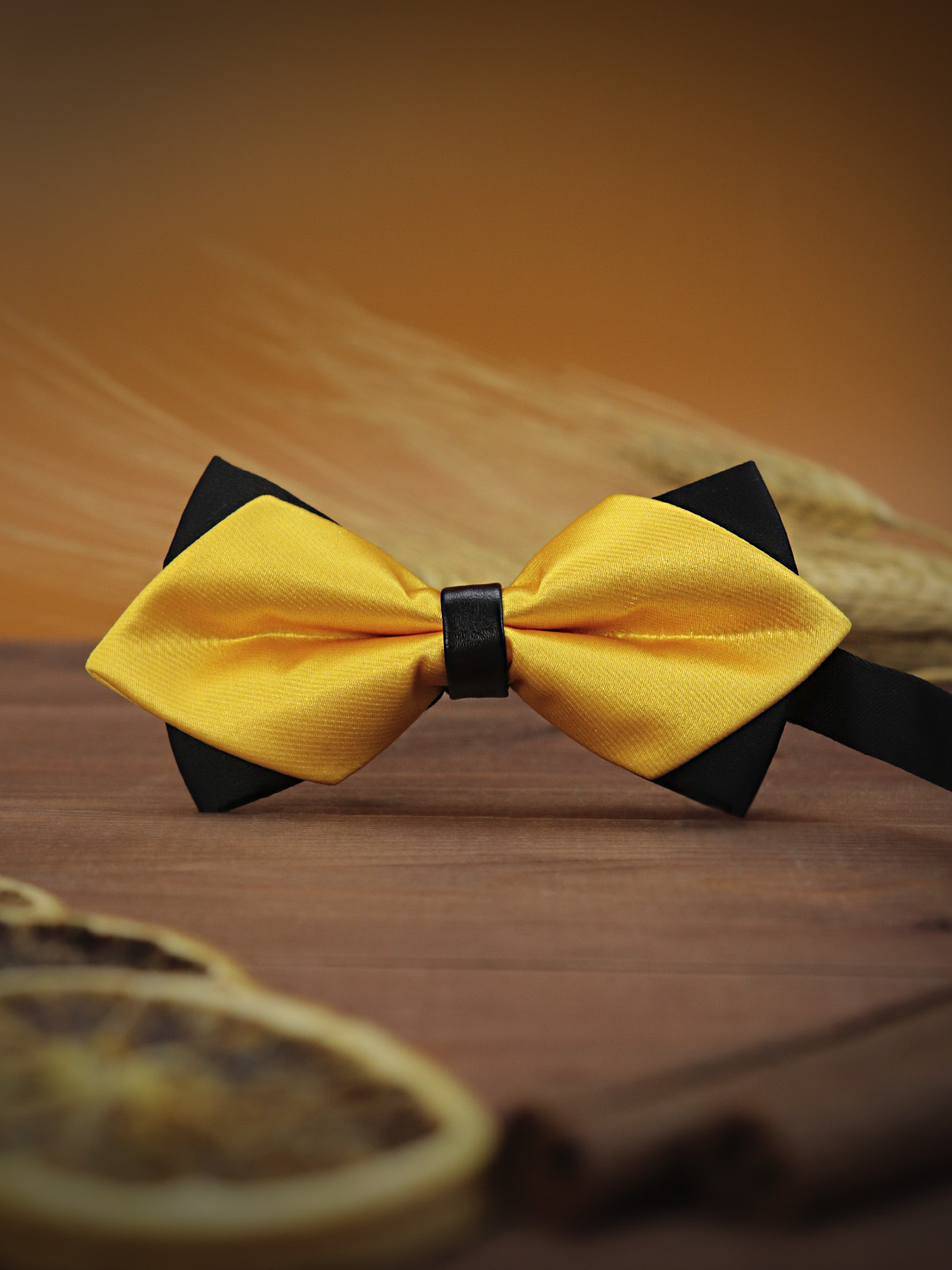 фото Галстук-бабочка подиум атласная желтая от 2beMan.ru