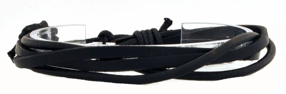 ST081 Браслет из кожаных полосок черный описание: Состав - Экокожа, цвет - Черный, размер - Размер браслетов регулируется стяжкой, вес - , страна производства - Китай;