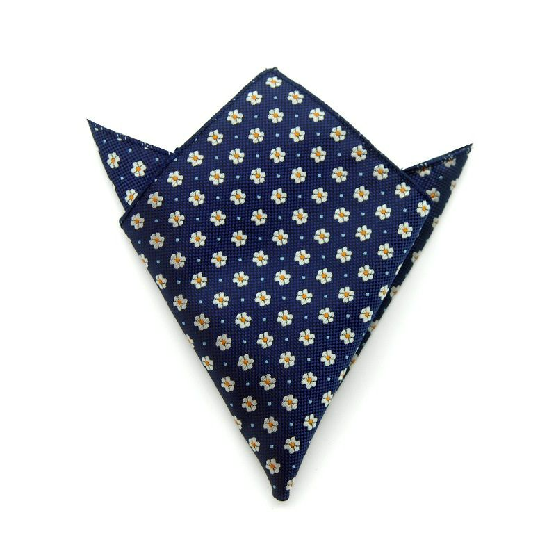 Нагрудный платок синий в белый цветочек описание: Материал - Жаккард, Размеры - 22,5 х 22,5 см, Страна производства - Турция;