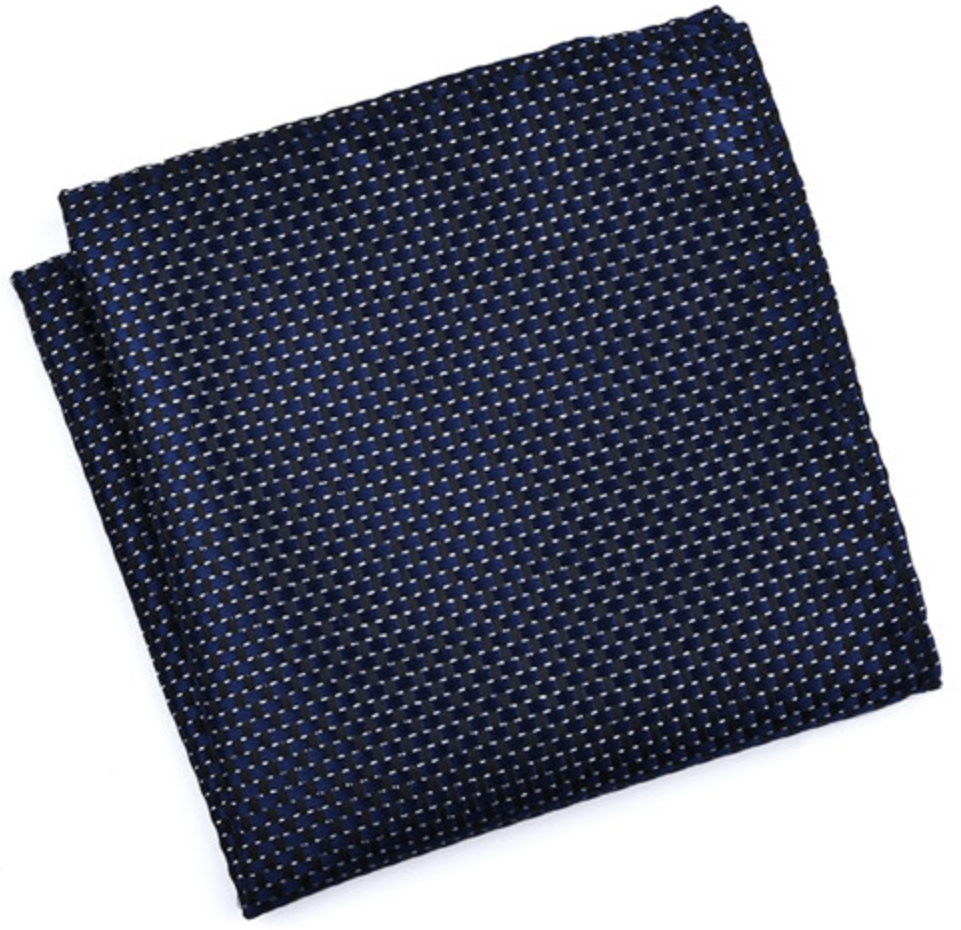 Нагрудный платок темно-синий в маленький квадратик описание: Материал - Вискоза, Размеры - 22 см. х 21 см., Страна производства - Китай;