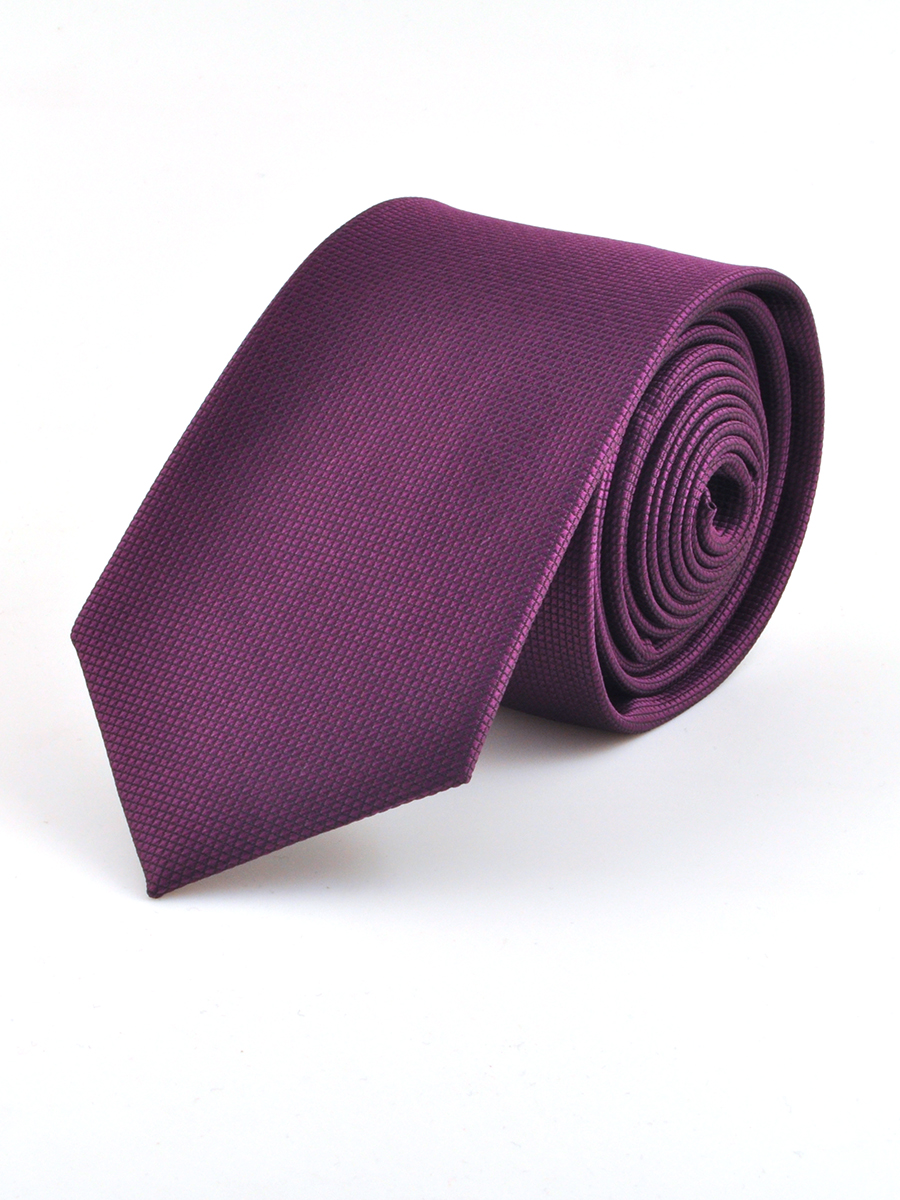 Галстук широкий пурпурный с клеточной текстурой описание: Фасон - Классический, Материал - Полиэстер, Цвет - Пурпурный, Размер - 7 см х 140 см, Страна производства - Турция.