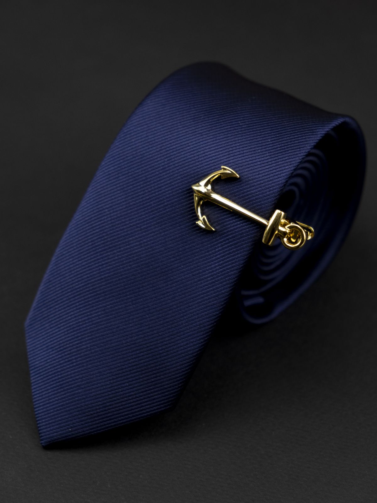 Зажим для галстука золотой якорь купить. Состав: Ювелирная сталь 316L, Цвет: Золотой, Габариты: 2 см. х 4 см.	, Вес: 8 гр.; 