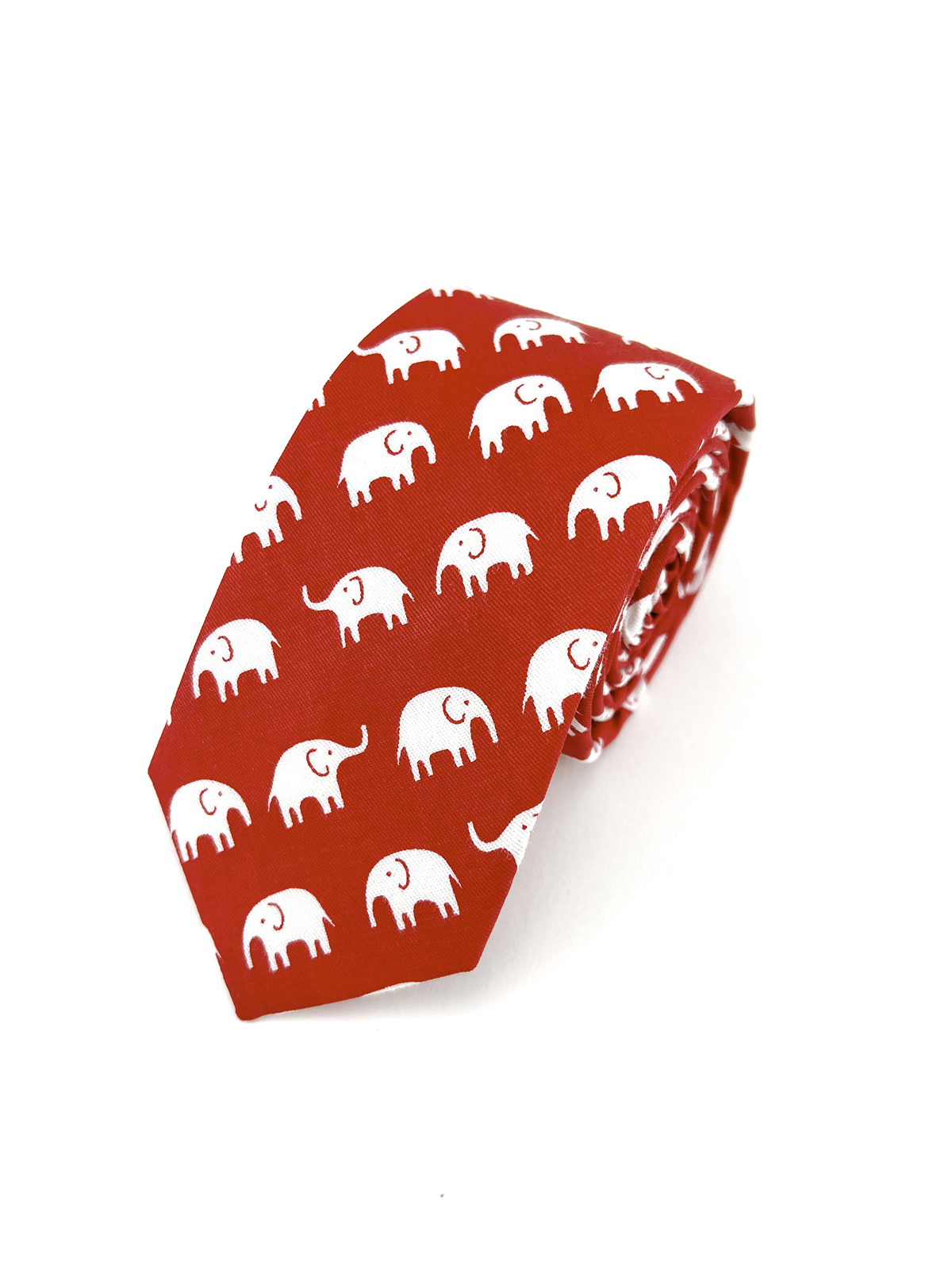 Галстук красный со слонами описание: Фасон - , Материал - Хлопок, Цвет - Красный, белый, Размер - 6 см х 145 см, Страна производства - Турция.