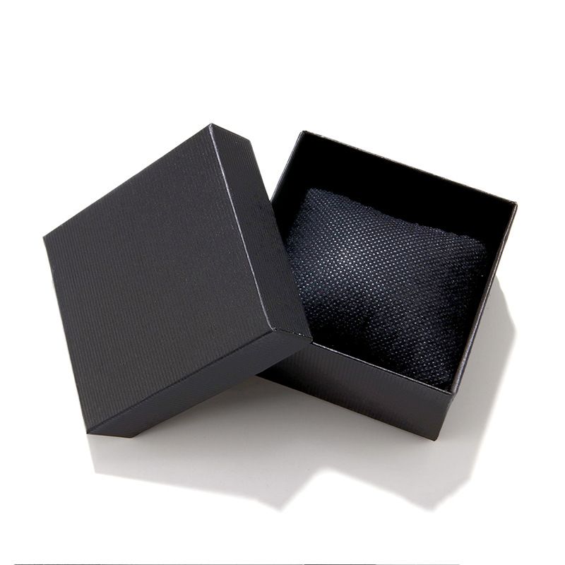 UP59 Коробка крафтовая черная с подушкой описание: Состав - Картон, Цвет - Черный, Размеры - 8,8 см х 8,1 см х 5,5 см, Вес - 3 гр., Стоимость - 200 руб руб.;