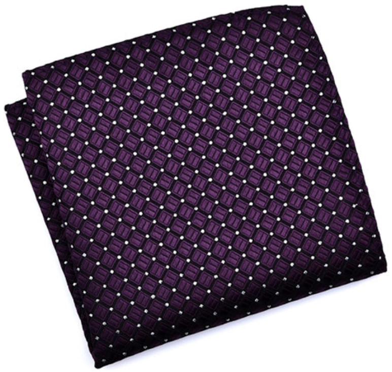Нагрудный платок фиолетовый с ромбовидным рисунком описание: Материал - Вискоза, Размеры - 22 см. х 21 см., Страна производства - Китай;
