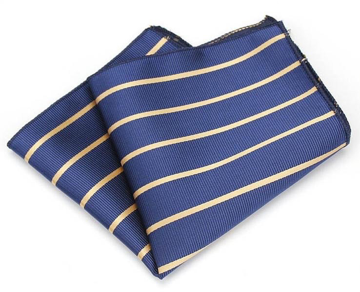 Нагрудный платок синий с золотыми полосками описание: Материал - Микрофибра, Размеры - 24 см х 24 см, Страна производства - Турция;